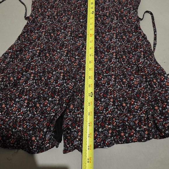 Abercrombie & FitchFloral Dress - Picture 6 of 6